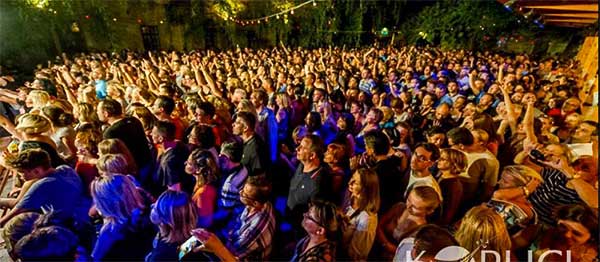Tom Waits-dalok a Braindogstól július 18-án a Kobuciban